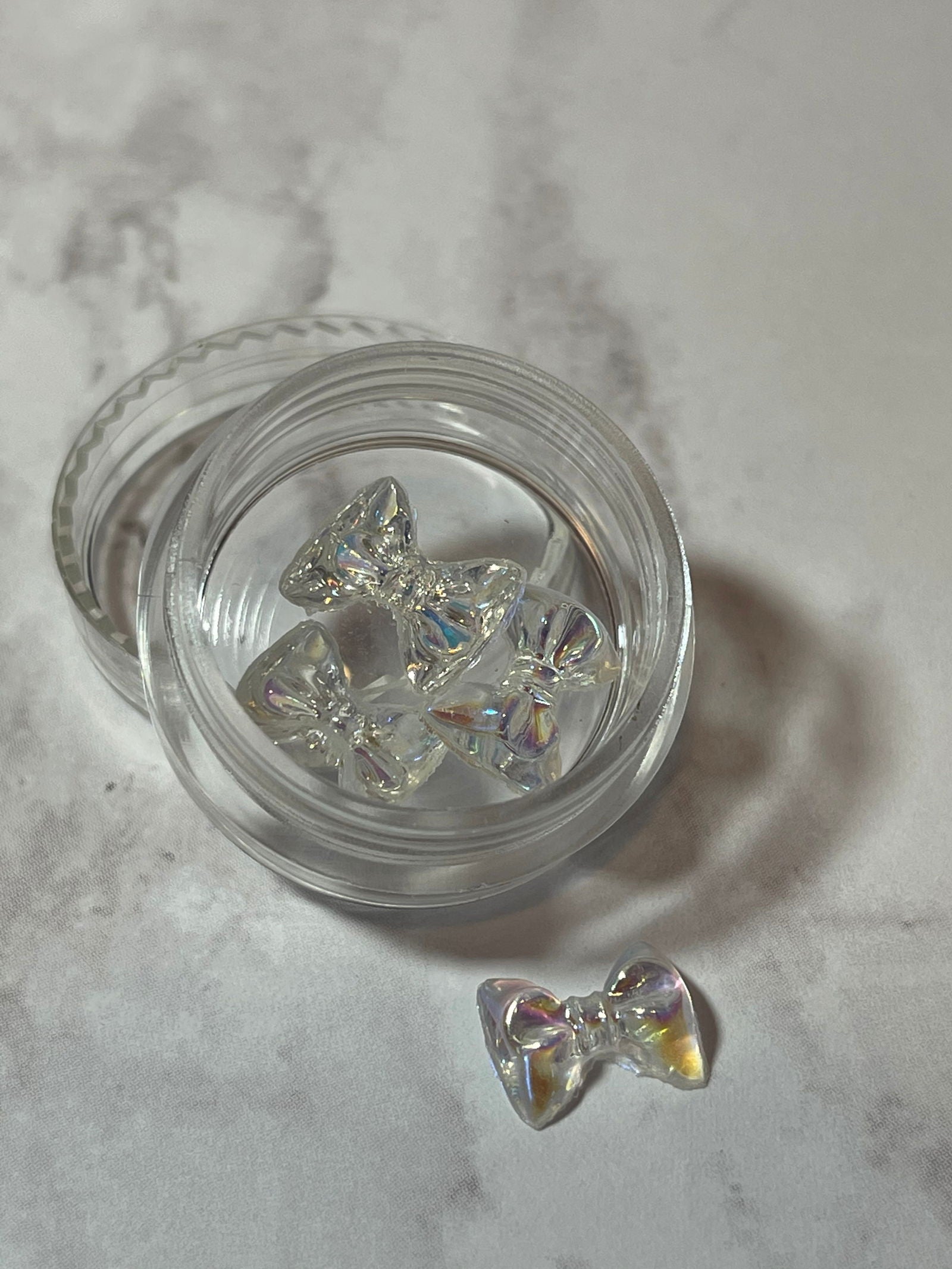 3D Clear Holographic Bows - PYT Nail Supply Store