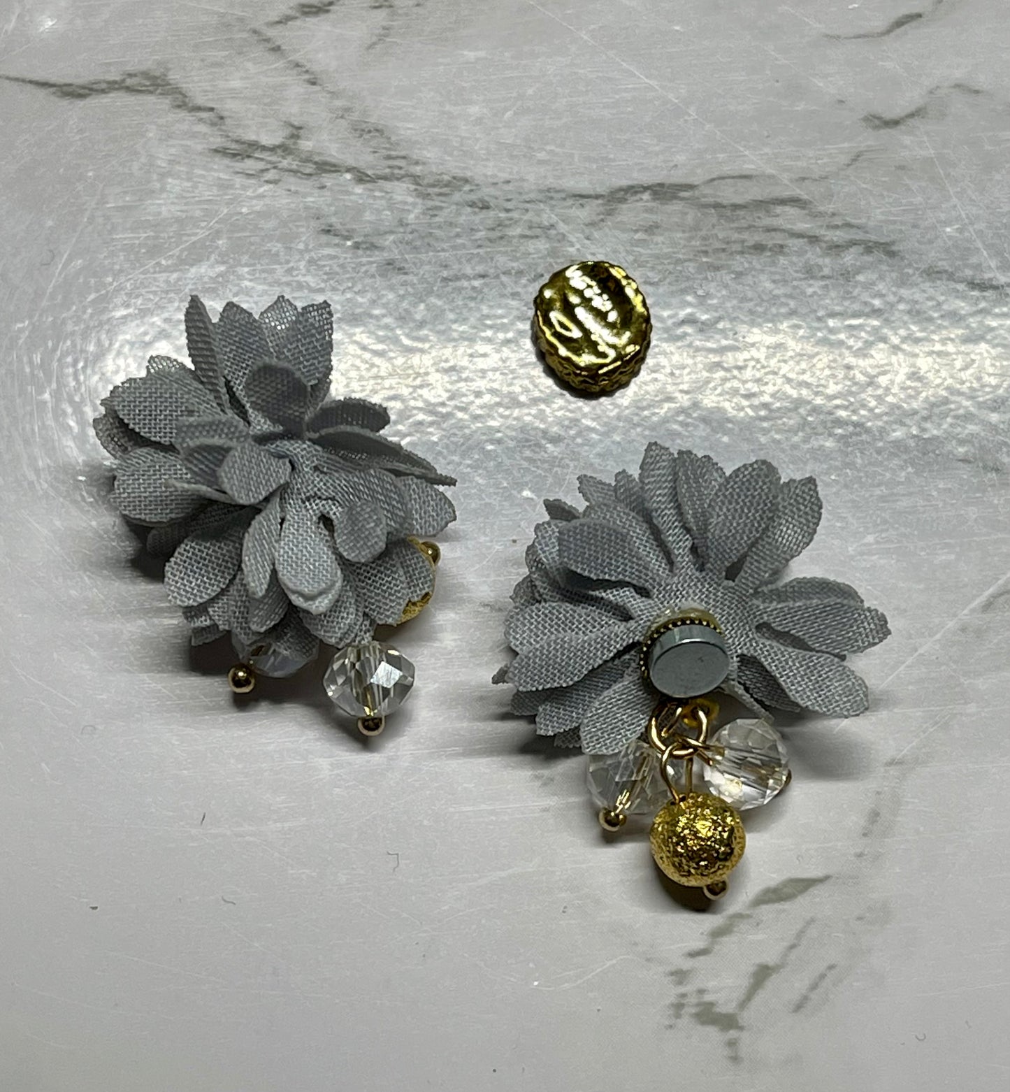 Magnetic Floral Charm