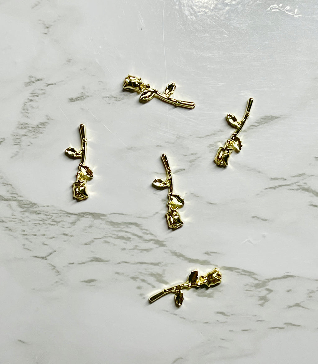 Long Stem Gold Rose 5pcs Charms